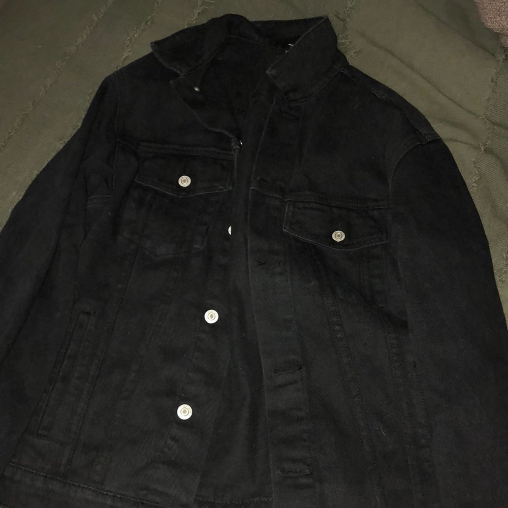 Oversized Black Jean Jacket 🌚